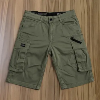 Stylish Kaizer Cotton Fabric 6 Pocket Short Pant