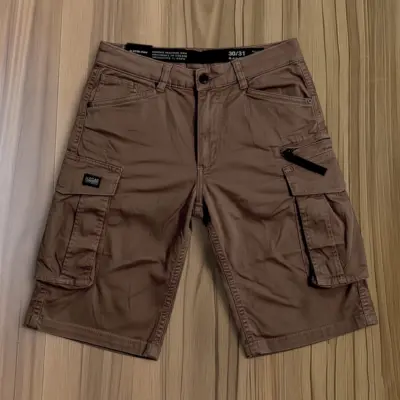 Stylish Kaizer Cotton Fabric 6 Pocket Short Pant